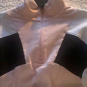 hollister crew sweater